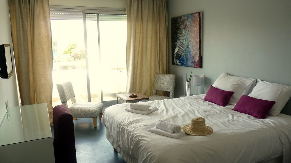 Hotel Sable Et Soleil - Port, Plage Et Jacuzzi Prive Fréjus المظهر الخارجي الصورة