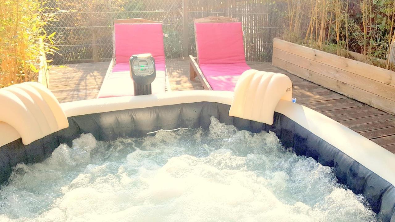 Hotel Sable Et Soleil - Port, Plage Et Jacuzzi Prive Fréjus المظهر الخارجي الصورة