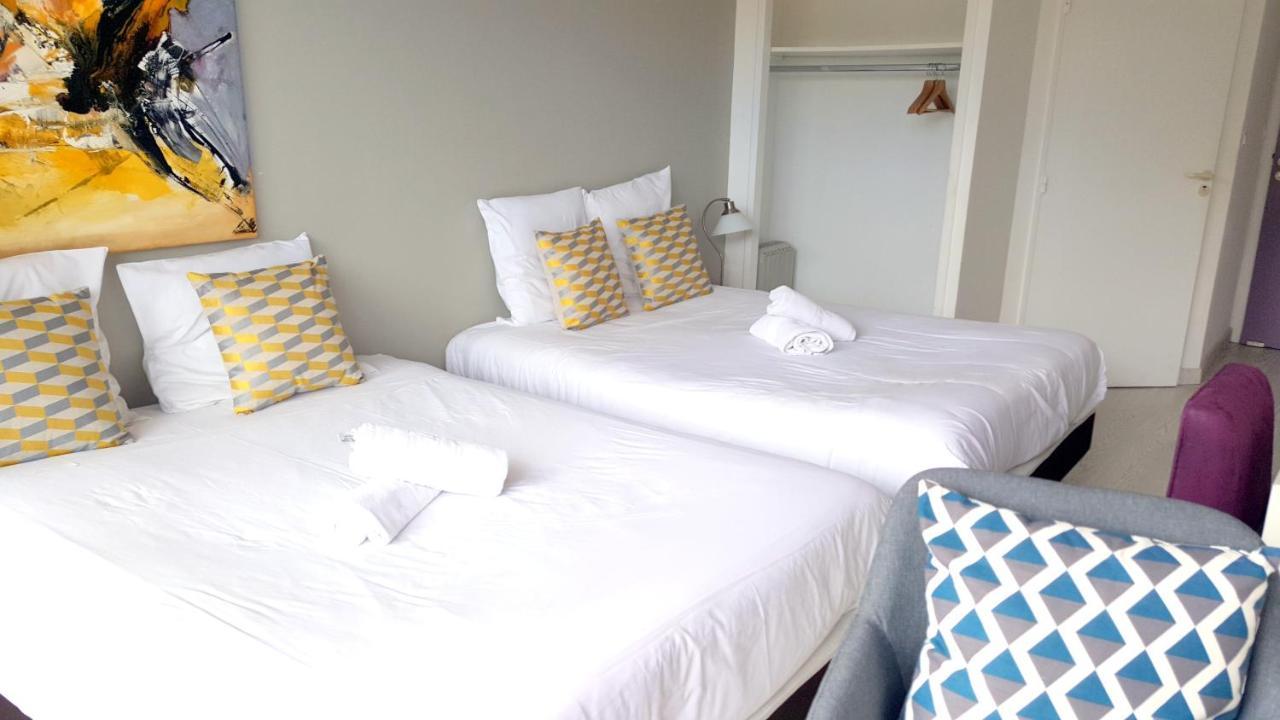 Hotel Sable Et Soleil - Port, Plage Et Jacuzzi Prive Fréjus المظهر الخارجي الصورة